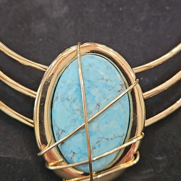 NWT Robert Lee Morris Soho Turqoise Gold Wired Pendant Choker Bibb Necklace - Picture 2 of 9